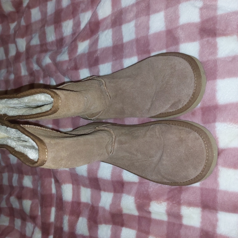 Women's Tan Suede Boots